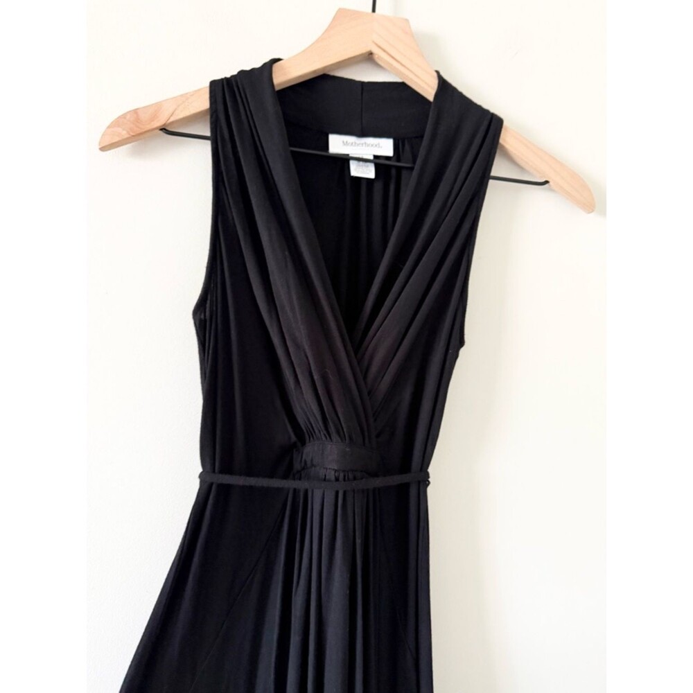 Motherhood Maternity Black Sleeveless Waist Tie Pleated Front Maxi Dress Size S - Picture 2 of 4